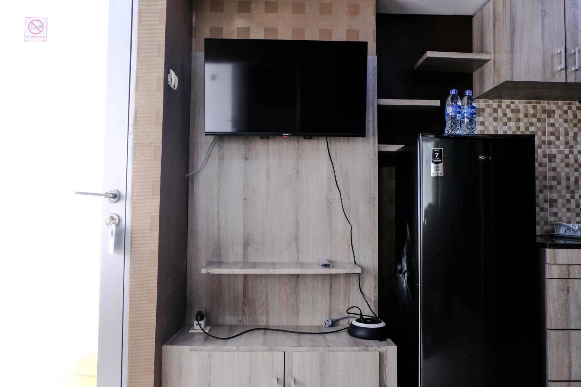 Apartemen Homey And Cozy 2br At Jarrdin Cihampelas By Travelio