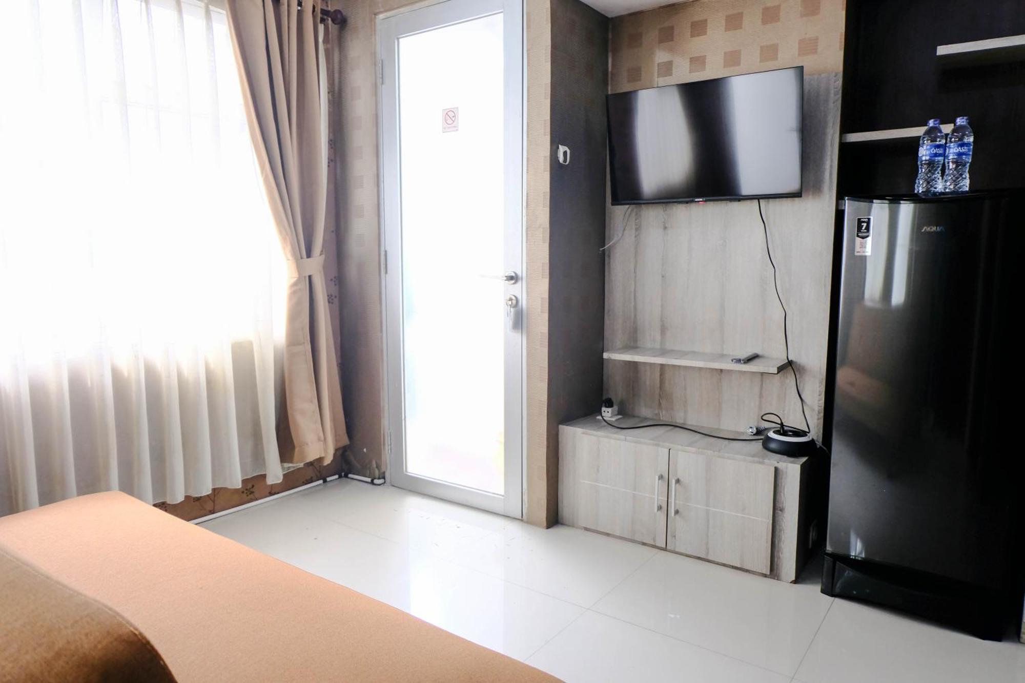 Homey And Cozy 2br At Jarrdin Cihampelas By Travelio *